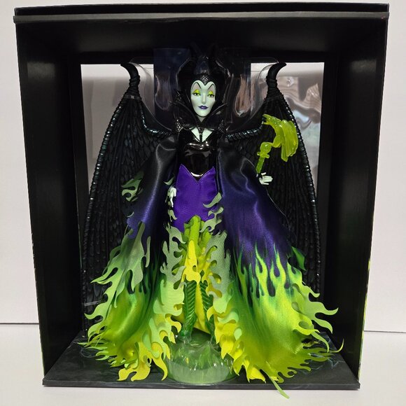 Mattel Creations - Disney Collector DARKNESS DESCENDS SERIES - Maleficent Doll - Picture 1 of 16